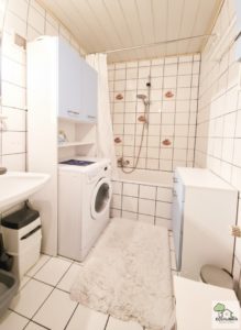 BAD/BADEWANNE